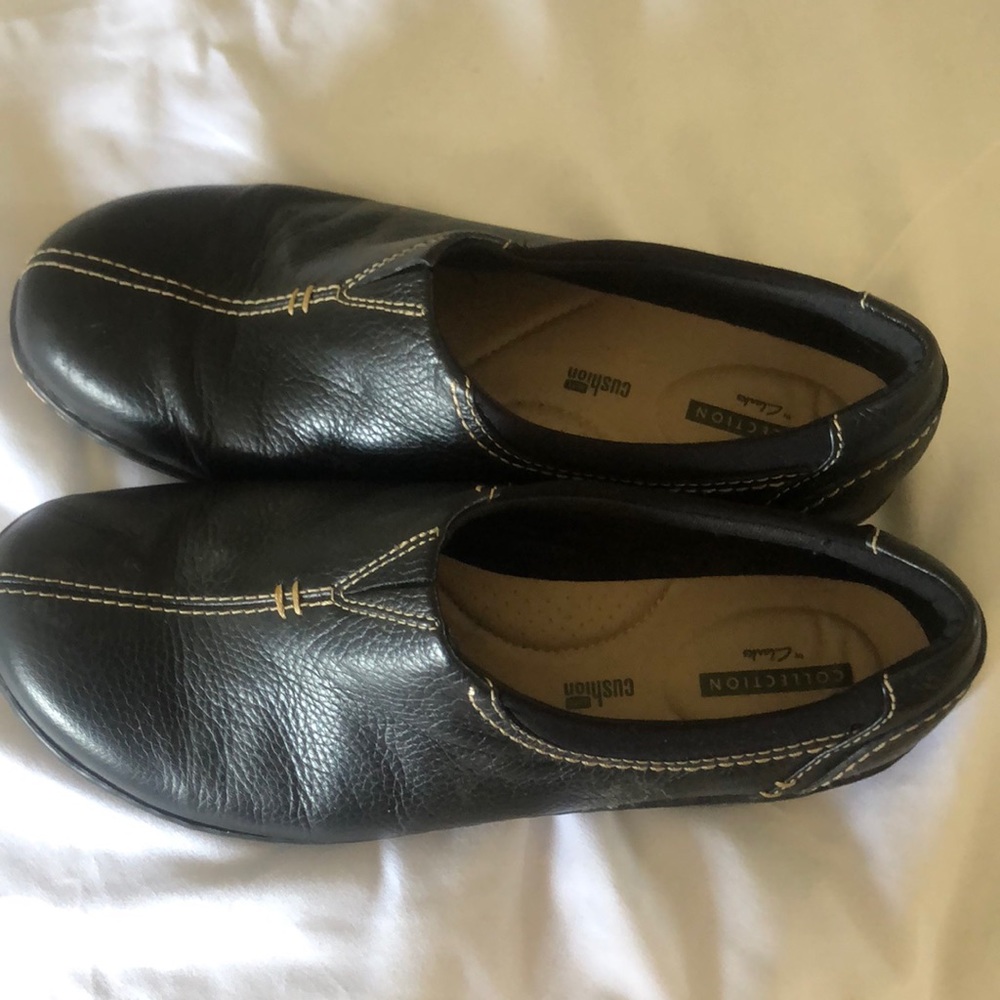 Woman’s Clarks soft comfort cushion s8 w